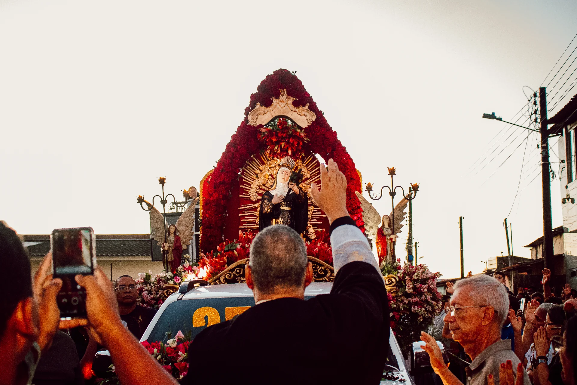 Romaria de Santa Rita emociona milhares de fiéis